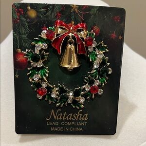 Natasha | Festive Christmas Wreath Brooch 🎄